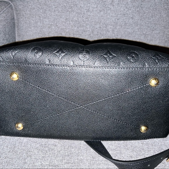 AUTHENTIC Louis Vuitton LEATHER Maida Hobo - Picture 4 of 10